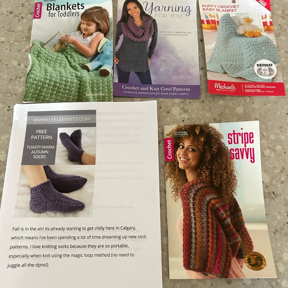 Puffy Crochet Baby Blanket - Blue